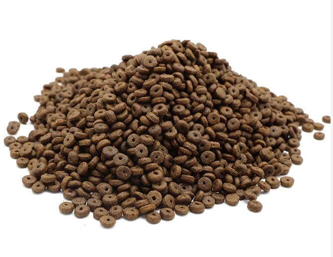 22% Protein Pet Food with Customized Packing Cat Dog Staple Food